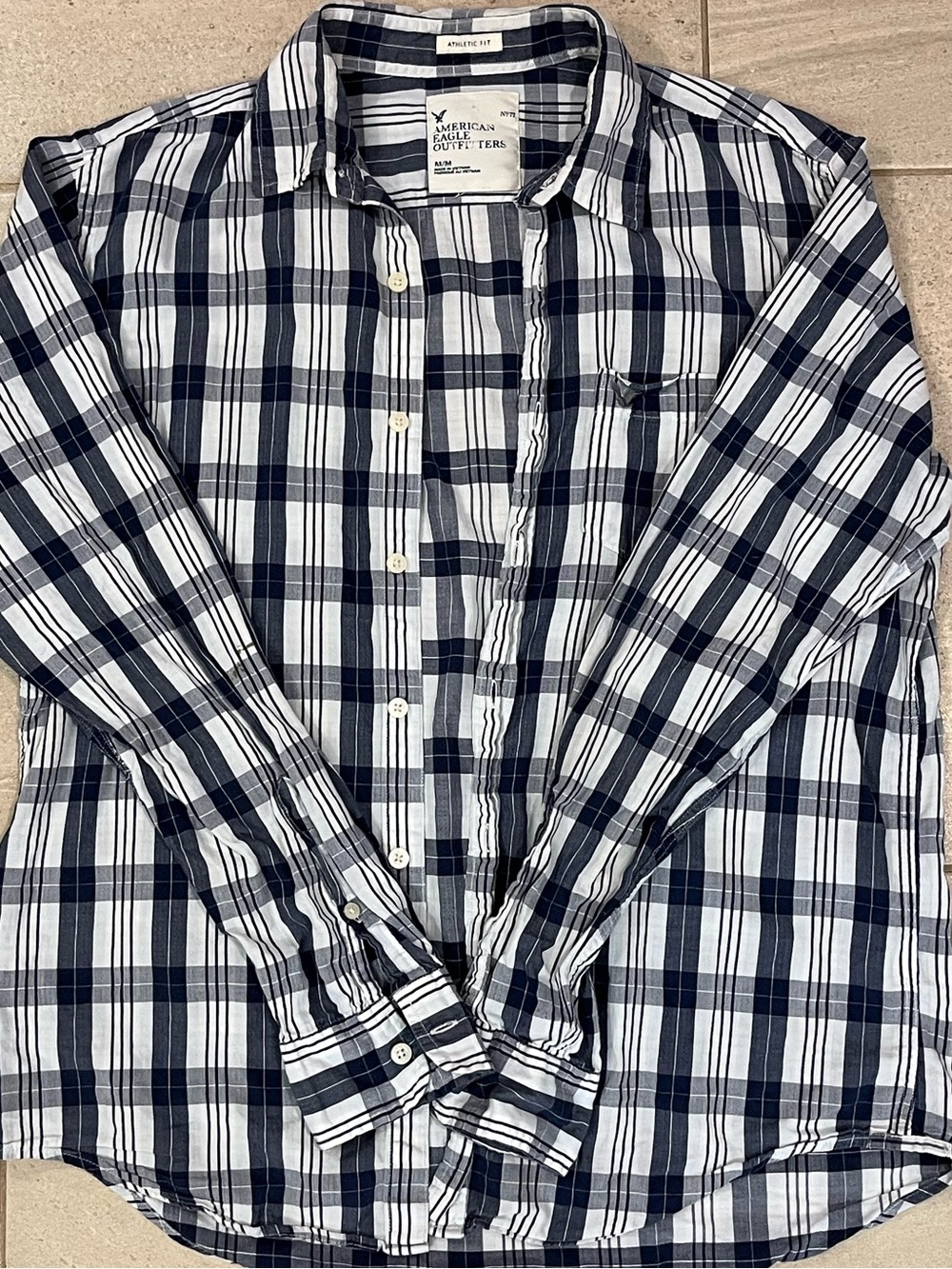 American Eagle Outfitters Navy & White Plaid Button-Down Shirt - Men